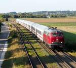 218 155-0 mit IC Allgäu in Vöhringen und ca.