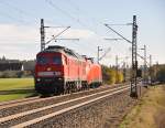 232 131-3 schleppt 152 056-8 bei Hinterdenkental in Richtung Kornwestheim am 19.10.2012.