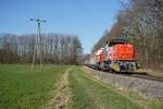 RCC 275 815 zieht am 3 März 2026 ein Ganzzug durch Spellen und wird vom offener Stelle fotografiert.