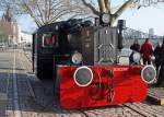   Die Kö 5712 der Historische Eisenbahn Frankfurt e.V., ex DR 100 912-5, ex DB 310 912 auf der Frankfurter Hafenbahn (am Mainufer beim Eiseren Steg) am 30.01.2011.