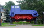 Die  gekippte Lok  in Schwarzenberg eine LKM V 10 B als Technik-Denkmal in der N�he des ehemaligen Schlossbergtunnels am 25.08.2013     Die normalspurige Diesellok vom Typ LKM V10B wurde 1962 bei VEB