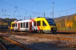   Der VT 202 (95 80 0640 102-9 D-HEB) ein Alstom Coradia LINT 27 der (Hessische Landesbahn), ex Vectus VT 202, erreicht nun bald (am 27.10.2015), als RB 95  Sieg-Dill-Bahn  (Au/Sieg - Siegen), den