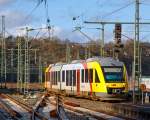   Der VT 264 (95 80 0648 664-0 D-HEB / 95 80 0648 164-1 D-HEB) ein Alstom Coradia LINT 41 der HLB (Hessische Landesbahn), ex Vectus VT 264, fährt am 10.01.2016, als RB 90   Westerwald-Sieg-Bahn  