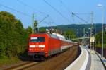 Die DB 101 107-1 mit dem DB Autozug AZ 1356 Narbonne-D�sseldorf Hbf, f�hrt am 30.08.2013 durch den Bahnhof Kirchen/Sieg.