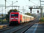 101 010-7 und 101 033-9 mit IC im Sandwich in Burgau am 09.10.2021.