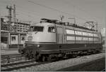 Ich finde selbst in S/W eine zeitlose Schönheit: die DB E 103.