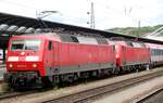 120 111-0 und 120 128-4 mit EC Mozart in Ulm am 03.07.2007.