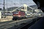143 810-0 mit Doppelstokzug in Ulm am 06.04.1997.