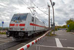 Die 146 569-9 (91 80 6146 569-9 D-DB) schiebt den IC 2039 / RE 56 (52039) Norddeich Mole – Bremen – Hannover -  Leipzig, am 01.05.2022 Steuerwagen voraus und verl�sst den Bahnhof Norddeich
