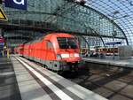 182 003 mit RE Doppelstockwagen in Berlin am 05.09.2018.