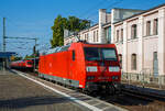 Die 185 055-1 (91 80 6185 055-1 D-DB) der DB Cargo auf Tfzf (Triebfahrzeugfahrt) am 19.09.2018 durch den Hauptbahnhof Brandenburg an der Havel.

Die TRAXX F140 AC1 wurde 2001 von der Bombardier Transportation GmbH in Kassel unter der Fabriknummer 33463 gebaut.
