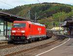 185 303-5 der DB Schenker Rail, f�hrt am 30.04.2012 mit gem.