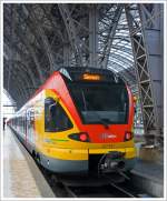 Wir sind gerade (am 07.12.2013)  mit ihm pünklich um 9:34 Uhr im  Hbf Frankfürt am Main angekommen, nun steht er wieder zur Abfahrt nach Siegen bereit.