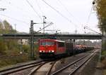 DB 155 112-6 mit Stahlplattentransport bei der Durchfahrt in Langwedel.