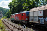 Die leider beschmierte ÖBB 1293 072 (91 81 1293 072-5 A-ÖBB), eine Siemens Vectron MS (X4E) in der Variante A35-1a (Länderpaket) der ÖBB-Produktion GmbH, fährt am 17 Juli 2025