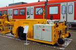   Das Zwei-Wege-Rangierfahrzeuge Windhoff ZRW 50 AEM (Akku-Elektrischem Antrieb) hier am 26.09.2014 präsentiert auf der Inno Trans 2014 in Berlin.