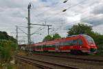 Nachschu�  - 442 259 und 442 257 (Zwei gekuppelte 4-teilige Talent 2) als RE 9 (rsx - Rhein-Sieg-Express) Aachen - K�ln - Siegen, hier am 27.07.2012 kurz vor dem Erreichen des  Zielbahnhofes Siegen
