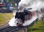 99 7237-3 f�hrt bei str�menden Regen aus Werningerode aus, am 20.06.2014.