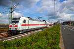 Die 146 564-0 (91 80 6146 564-0 D-DB) hat am 01.05.2022 mit dem IC 2434 (teils RE 56), einem IC 2 (Doppelstock-IC), von Leipzig den Zielbahnhof Emden Außenhafen erreicht.
