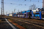 In Doppeltraktion fahren die Siemens Vectron MS – X4 E-804 / 7193 804-0 (91 80 7193 804-0 D-DISPO) der Beacon Rail Capital Europe GmbH und die Siemens Vectron AC - 193 211  Jimmy  (91 80 6193 211-0 D-ELOC) der European Locomotive Leasing mit einem Autotransportzug am 26 Februar 2026 durch Rudersdorf (Kreis Siegen) in Richtung Norden. 

Die SIEMENS Vectron MS (X4 E-804) wurde 2024 von Siemens Mobility in München-Allach unter der Fabriknummer 23851 gebaut. Die mit 6.400 kW konzipierte Mehrsystemlok ist in der Variante A22 ausgeführt und hat so die und hat so die Zulassungen und entspr. Länderpakete für Deutschland, Österreich, Schweiz, Italien und die Niederlande (D / A / CH / I / NL).

Die SIEMENS Vectron AC - 193 211  Jimmy  wurde 2014 von Siemens Mobility in München-Allach unter der Fabriknummer 21911 gebaut. Diese Vectron Lokomotive ist als AC – Lokomotive (Wechselstrom-Variante) mit 6.400 kW und für eine Höchstgeschwindigkeit von 160 km/h konzipiert. Sie wurde in der Vectron Variante AC B02 ausgeführt und hat so die Zulassungen Deutschland, Österreich, Ungarn und Rumänien (D / A / H / RO).