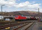 Die 185 296-1 (91 80 6185 296-1 D-DB) der DB Cargo Deutschland AG f�hrt am 09.04.2021, mit gem.