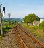 Blick auf die Bahnstrecke Limburg - Altenkirchen die DB Kursbuchstrecke (KBS 461), DB Streckennummer 3730, auch als Oberwesterwaldbahn bekannt am 05.05.2014 bei Enspel (Blickrichtung Nistertal).