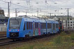 EVB iLint 654 602 wird am 20.Februar 2020 durch K�ln West geschleppt.