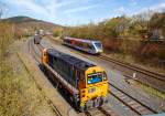   Herdorf den 17.04.2015:  Während die Lok 43 (92 80 1273 018-2 D-KSW) der KSW (Kreisbahn Siegen-Wittgenstein) eine MaK G 2000 auf dem Rangierbahnhof der KSW in Herdorf (Betriebsstätte