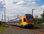 Ein 5-teiliger Flirt 429 045 / 545 der HLB (Hessischen Landesbahn) als RE 99 (Main-Sieg-Express) Siegen - Gie�en - Frankfurt, hier hurz vor dem Hp Rudersdorf (Kr.