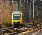   Hier das gleiche Bild wie zuvor ( http://hellertal.startbilder.de/bild/deutschland~unternehmen~hlb-hessische-landesbahn-2/405793/der-vt-209-95-80-0640.html ), jedoch als enger Bildausschnitt....