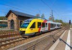   Der Dieseltriebzug VT 262 (95 80 0648 162-5 D-HEB / 95 80 0648 662-4 D-HEB) ein Alstom Coradia LINT 41 der HLB (Hessische Landesbahn) erreicht am 20.04.2018, als RB 93 Rothaarbahn (Bad Berleburg -
