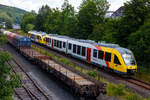 Der VT 264 (95 80 0648 664-0 D-HEB / 95 80 0648 164-1 D-HEB) einen Alstom Coradia LINT 41, gekuppelt mit dem VT 204 (95 80 0640 104-5 D-HEB) einem Alstom Coradia LINT 27, beide der HLB (Hessische