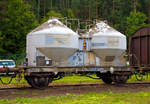 Zweiachsgier Zement Silowagen mit Druckluft-Entleerung der Gattung Ucs 908 (ex Staubbeh�lterwagen Kds 54), ex 23 80 D-MEG 9105 428-4 der Mitteldeutsche Eisenbahn GmbH (ein Tochterunternehmen der DB