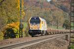 V 500-06 der SGL mit Schotterwagen Altmaterialzug bei Amstetten am 19.10.2012.