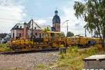   Die Plasser & Theurer Schotterverteil- und Planiermaschine SSP 2000 der SPITZKE SE, Schweres Nebenfahrzeug Nr.