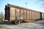Schiebewandwagen Hbillns 303  21 RIV 80-D-DB2474 114-0 in V�hringen am 02.03.2012.