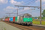 KLV mit 67471 durchfahrt am 23 Augustus 2013 Antwerpen-Noorderdokken.