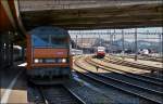 Obwohl das Bild aus Basel SNCF nicht berauschend ist, m�chte ich es aus zweierlei Gr�nden hier zeigen: Rechts im Bild (Basel SBB) ist der ICE zu sehen mit dem Margaretha und Armin am 29.05.2012 nach