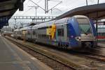 Eine Computermaus in Blau, halt eine franz�sische - Ein dreiteiliger Alstom Coradia Duplex TER 2N NG,  der SNCF Z 24500 - 336 am 14.06.2013 im Bahnhof Luxemburg.