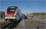Der aus Biel/Bienne um 10:56 angekommene SBB RABe 522 206 vermittelt an den SNCF Z 27516 in Meroux einen guten Anschluss nach Belfort. Beide Z�ge werden Meroux um 11:03 verlassen, der SBB RABe 522 206 als TER 18173 / RE 18173 nach Biel
/Bienne und der SNCF Z27516 als MOBIGO TER 895054 nach Belfort.
Ein Bild, welches so nur noch wenige Tage zu sehen ist, ab dem Fahrplanwechsel �bernimmt die SNCF den Verkehr auf der Strecke Delle - Belfort, die SBB Z�ge, dann im Halbstundentakt enden in Delle.   

9. Dezember 2025 