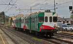 Fiat Diesel Triebzug ALn 668 017er, muss zwischenzeitlich im Bahnhof von Ferrea für kurze Zeit auf das Mittelgleis ausweichen.