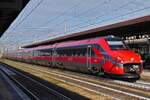 Triebzug ETR 700, 4812, h�lt im Bahnhof von Verona Porta Nuova.