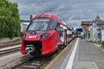 Triebzug 2417 ist soeben an seiner Endhaltestelle in Diekirch angekommen.