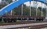CFL G�terwagen der Gattung „Renss“ ist am Robbel 713 in Ettelbr�ck angeh�ngt.