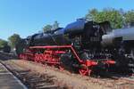 W�hrend  terug naar Toen  steht VSM 44 1593 in Loenen und geniesst die Sonnenschein.