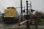 OOC 303003 treft rühig in Oss ein am 11 Februar 2026. Die Lok wurde in 2021-2025 von Strukton gemietet und in Jänner 2026 von OCC gekauft.