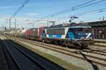 TSC, ex-railPromo 101001 zieht der Dolimezug durch Boxtel den Süden entgegen am 24 Februar 2021.