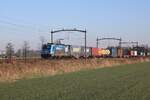 LTE 186 942 passiert mit ein KLV am 19 Jänner 2024 Hulten und wird vom offenbarere Weg fotografiert.