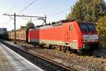 Am 1 November 2014 durchfahrt 189 029 Tilburg.