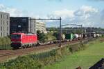 Von ein Sandhaufen bei Tilburg-Reeshof wurde am 15 Oktober 2021 DB 193 333 fotografiert.